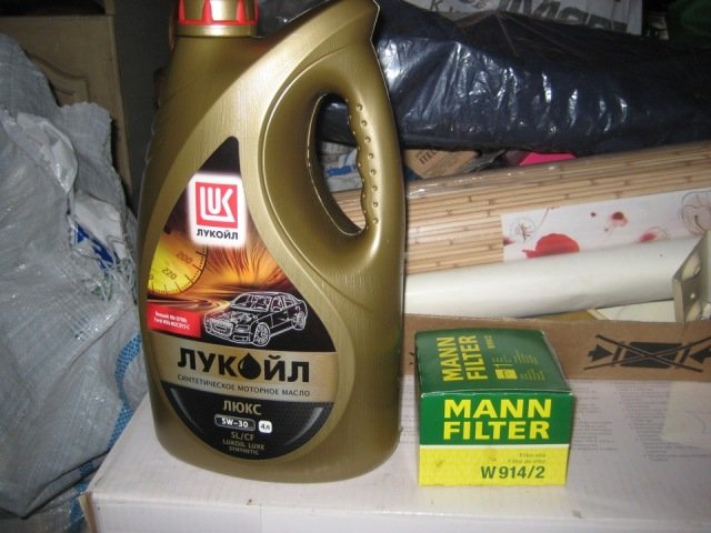 Все об автомасле Лукойл Люкс 5w30