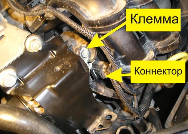 Как поменять ремень на Форд Фокус 2 самостоятельно