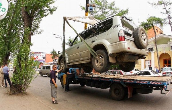 Как буксировать автомобиль с АКПП?