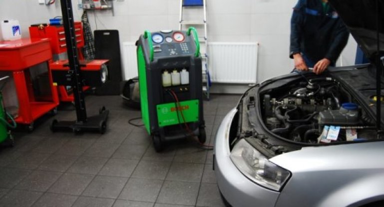 Измеряем и настраиваем давление в автокондиционере самостоятельно
