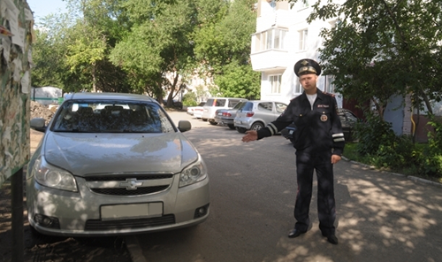Разрешена ли парковка на тротуаре? Можно ли парковаться на газоне, тротуаре возле дома, во дворе жилого дома и на местах для инвалидов