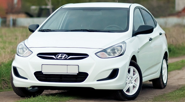 Недорогой автомобиль для женщины новичка: авто до 500 000 рублей
