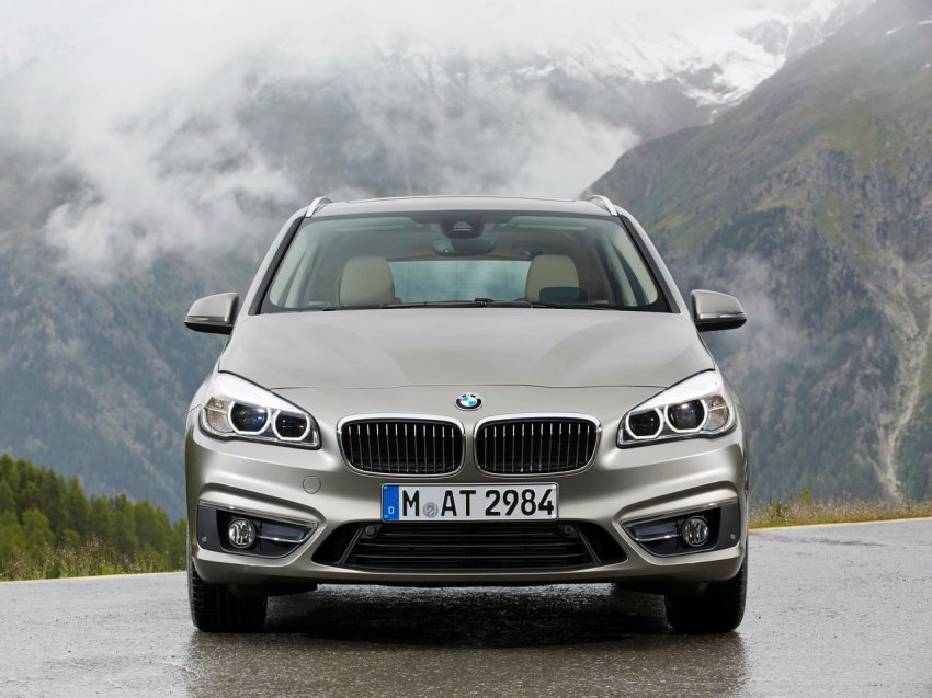 BMW 2-series Active Tourer - цены и комплектации, технические характеристики, фото и отзывы, двигатели и расход топлива, клиренс, обзор BMW 2-серии