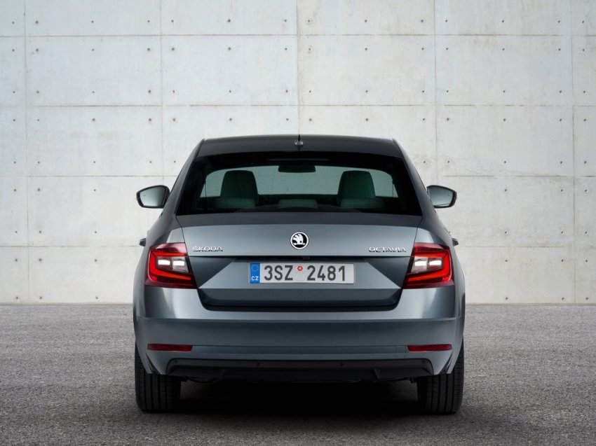 Skoda Octavia - цены и комплектации, технические характеристики, фото и отзывы, двигатели и расход топлива, клиренс, обзор Шкода Октавия