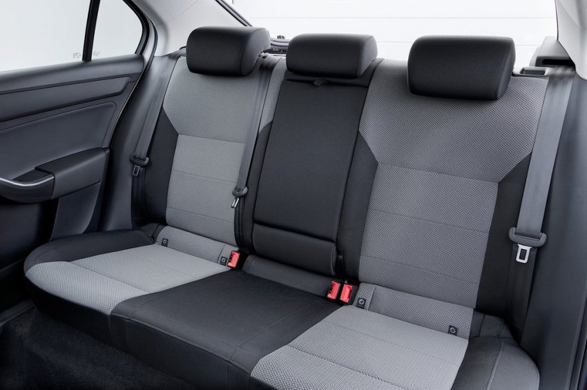 Skoda Rapid - цены и комплектации, технические характеристики, фото и отзывы, двигатели и расход топлива, клиренс, обзор Шкода Рапид