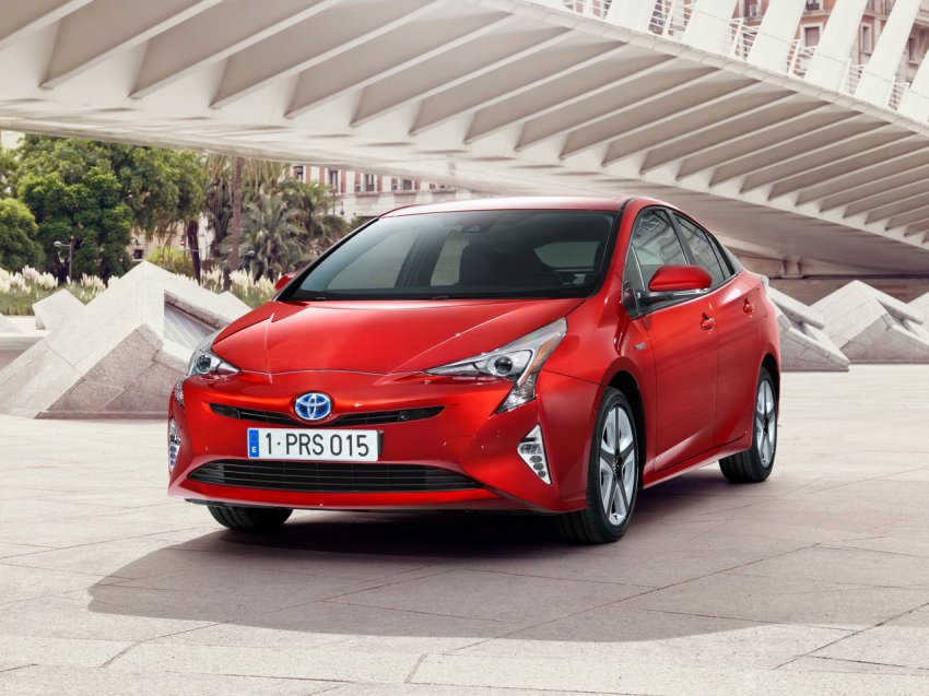 Toyota Prius - цены и комплектации, технические характеристики, фото и отзывы, двигатели и расход топлива, клиренс, обзор Тойота Приус