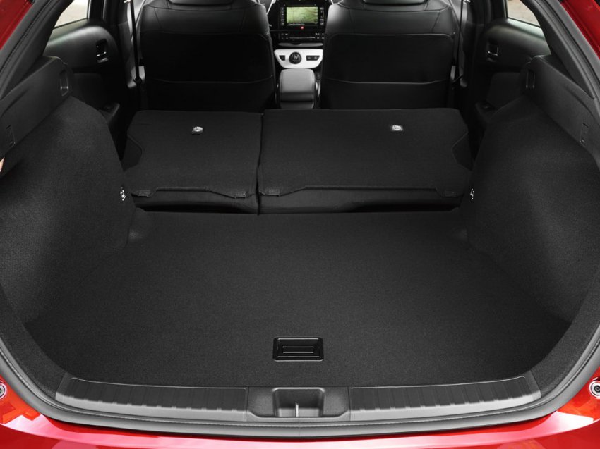 Toyota Prius - цены и комплектации, технические характеристики, фото и отзывы, двигатели и расход топлива, клиренс, обзор Тойота Приус