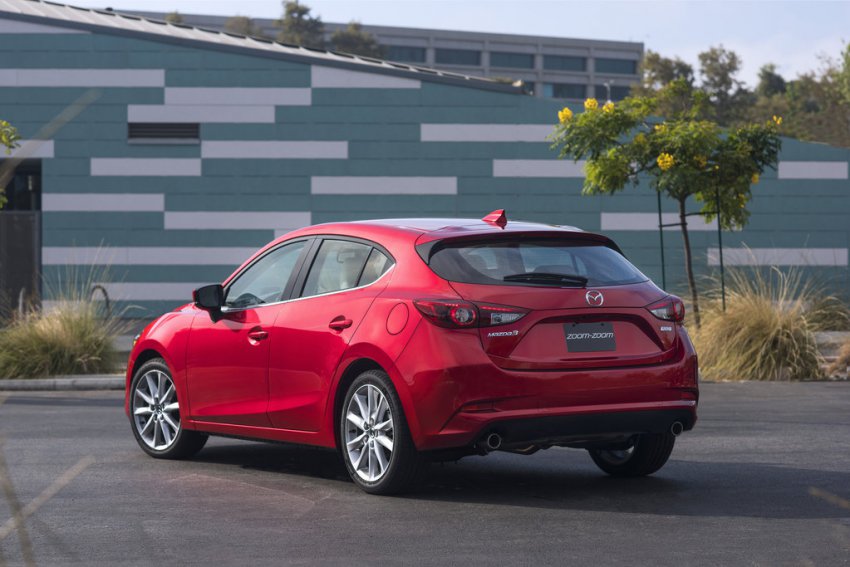 Mazda 3 - цены и комплектации, технические характеристики, фото и отзывы, двигатели и расход топлива, клиренс, обзор Мазда 3 хэтчбек