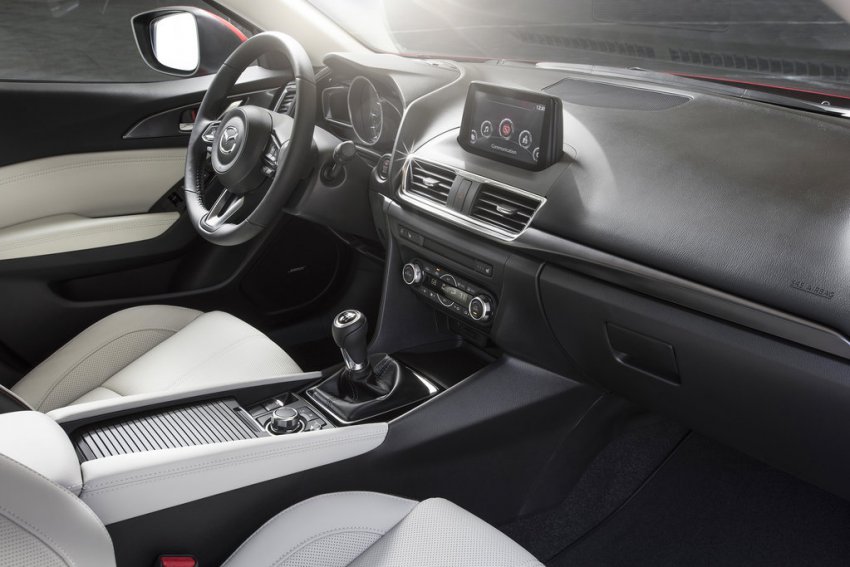 Mazda 3 - цены и комплектации, технические характеристики, фото и отзывы, двигатели и расход топлива, клиренс, обзор Мазда 3 хэтчбек