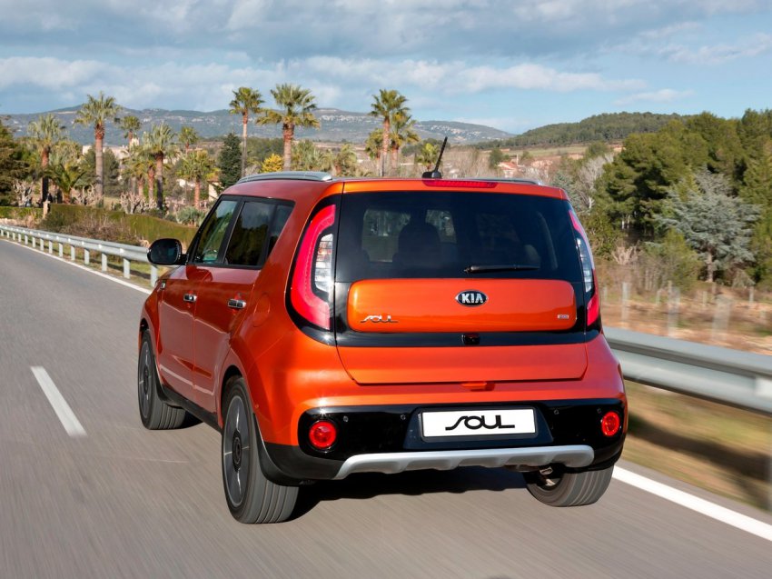 Kia Soul - цены и комплектации, технические характеристики, фото и отзывы, двигатели и расход топлива, клиренс, обзор Киа Соул