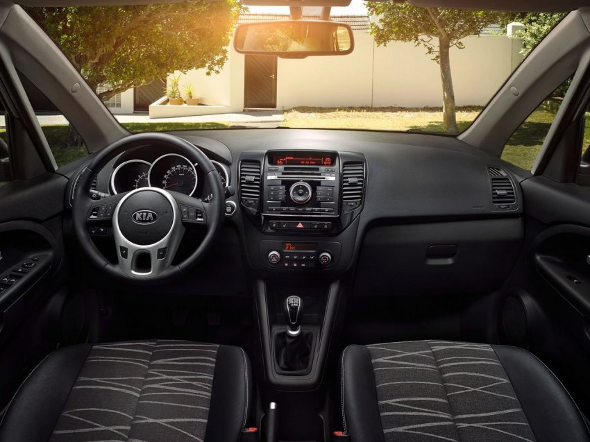 Kia Venga - цены и комплектации, технические характеристики, фото и отзывы, двигатели и расход топлива, клиренс, обзор Киа Венга