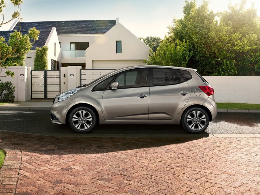 Kia Venga - цены и комплектации, технические характеристики, фото и отзывы, двигатели и расход топлива, клиренс, обзор Киа Венга