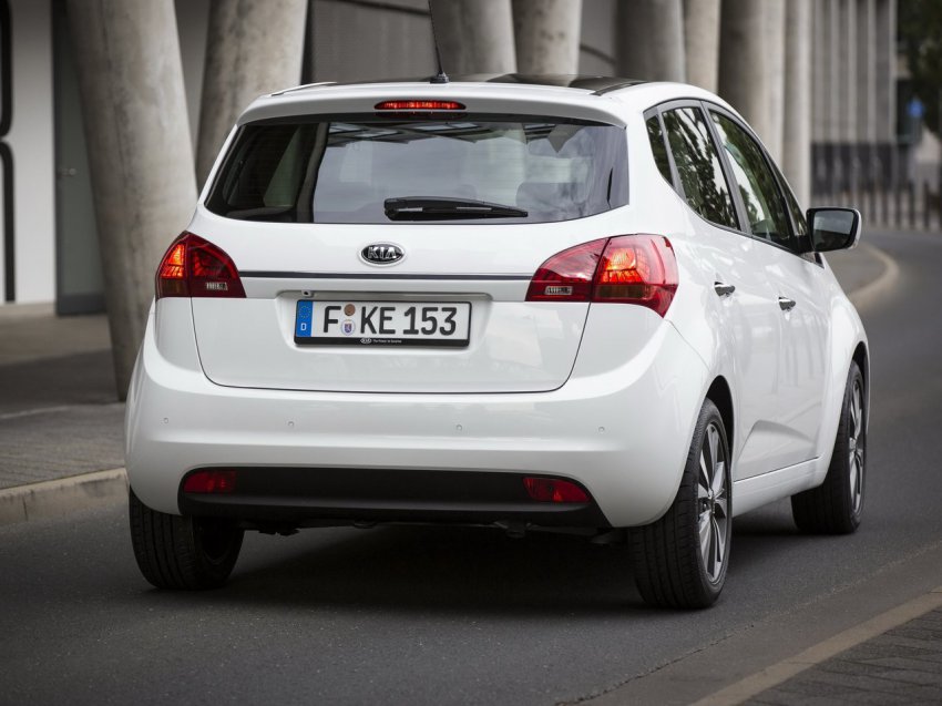 Kia Venga - цены и комплектации, технические характеристики, фото и отзывы, двигатели и расход топлива, клиренс, обзор Киа Венга