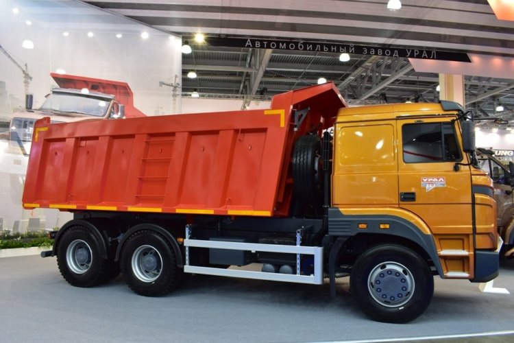 Самое интересное с Comtrans-2019: новая «Газель», бескапотный «Урал» и тягач из будущего