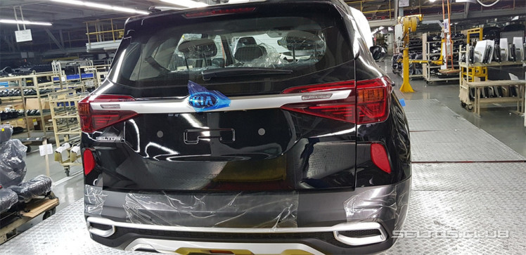 Новый кроссовер KIA для России встал на конвейер (много фото)