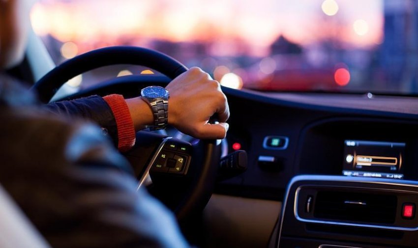 В Петербурге из автосалона таинственно исчезли 18 новых машин