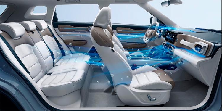 Geely спасет планету от короновируса при помощи нового кроссовера: автомобиль уже продают