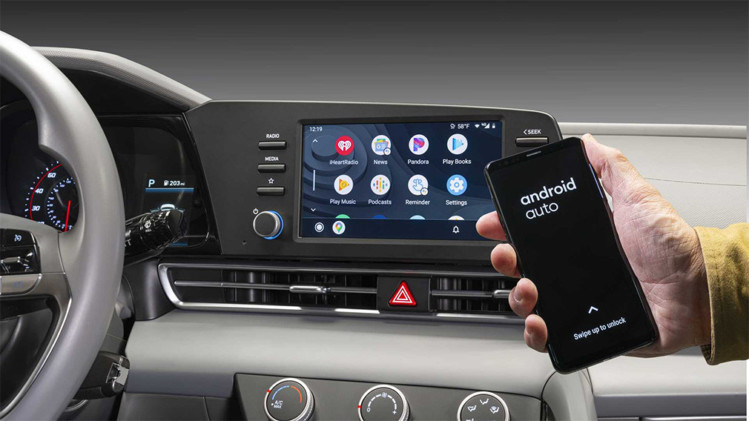 Hyundai показал новую Elantra