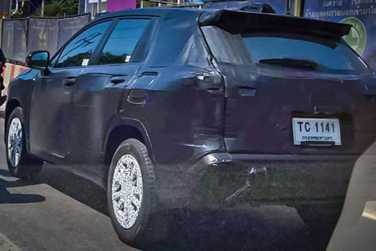 Toyota готовит внедорожную версию Corolla