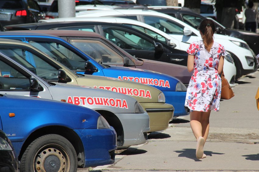Коронавирус убьет 90% автошкол
