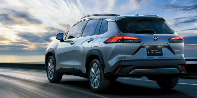Почти RAV4: новый кроссовер на базе Toyota Corolla представлен официально