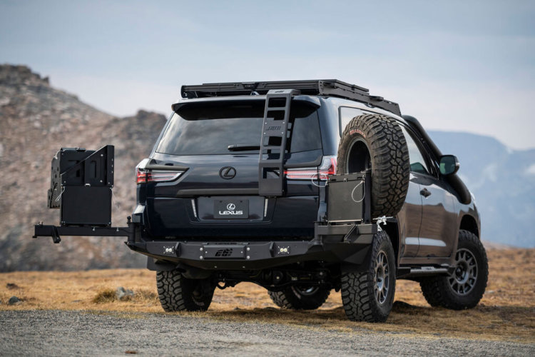 Lexus LX570 превратили в женский экспедиционный внедорожник