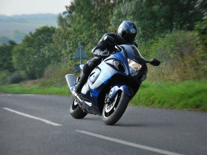 Suzuki Gsx1300r Hayabusa 1999 с Салона… Технические характеристики