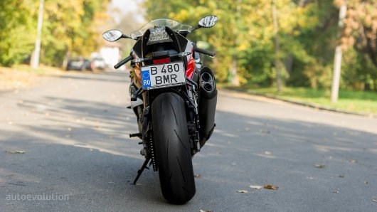 Сколько Стоит Спортбайк Бмв 1000 rr Цена – Недостатки и преимущества