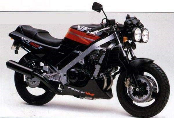 Пластик на Honda Vfr 400 nc 30… 2 johnny mnemonic Пластик на Honda Vfr 400 nc 30… 2 johnny mnemonic