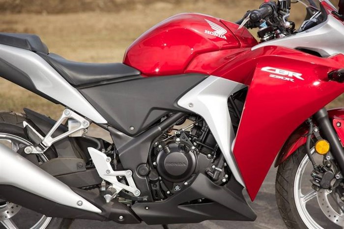 Топливный Кран Honda Cbr 600 f2. История модели
