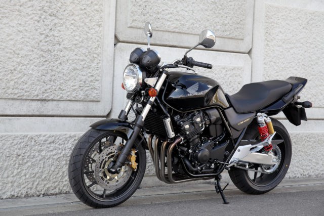 Honda cb 400 Vtec 3 2021 • Объём двигателя Honda cb 400 Vtec 3 2021 • Объём двигателя
