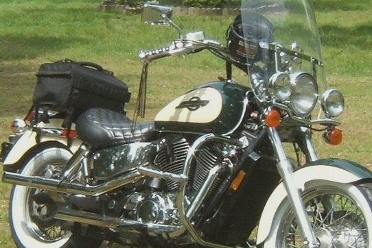 Глушитель Honda Shadow Sabre vt 1100. История модели