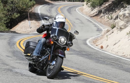 Harley Davidson Fat Bob 2021 Обзор. Два двигателя на восьмерых