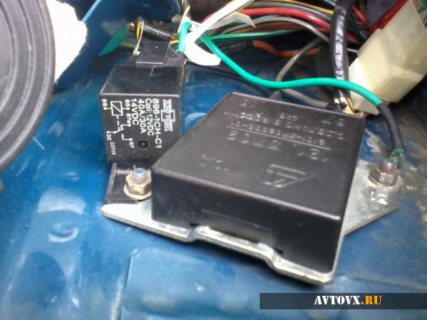 Не Горит Лампа Аккумулятора Ваз 2106 – Неисправность предохранителя