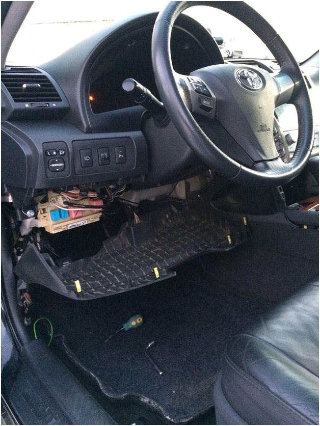 Ошибка B2799 Тойота Королла 120 Кузов – Панель camry 30