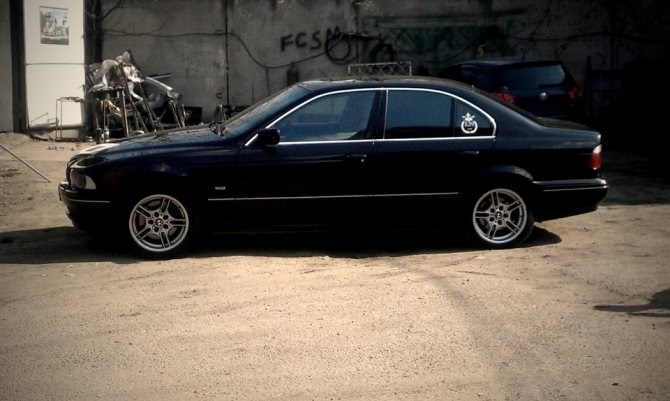 Спидометр Работает Бмв но Горит Абс – Bmw 5 датчик скорости