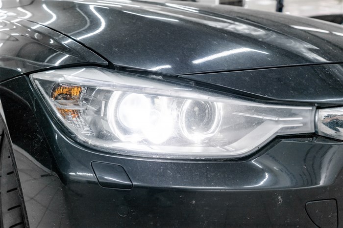 Не Горит Ближний и Дальний Свет Бмв. Блок в салоне bmw f30