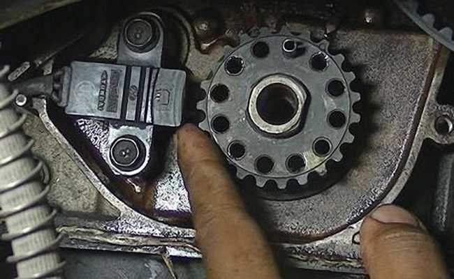 P0335 Crankshaft Position Sensor a Circuit. Что означает p0335