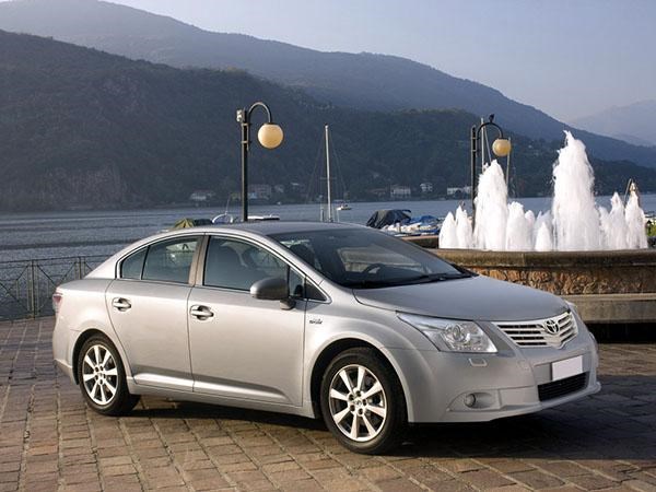 Не Горит Задний Ход на Тойота Авенсис • Системы безопасности