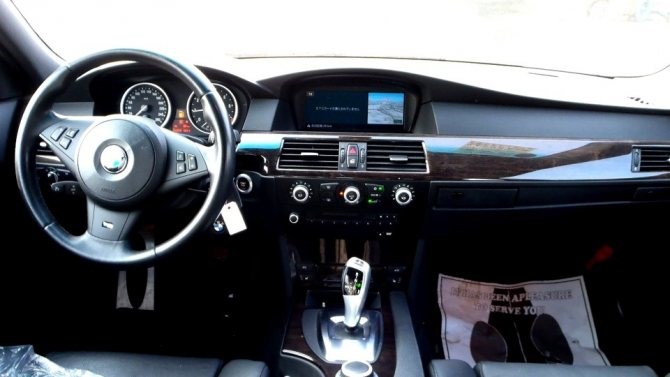 Можно ли Заводить Бмв E60 на Подъемнике. Отличный друг